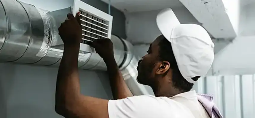 Our Licensed And Insured Cleaners in Skokie, IL